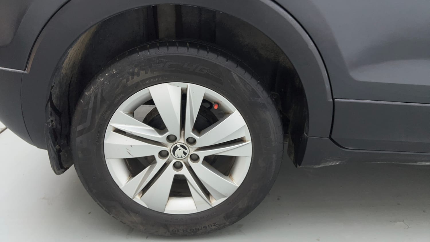 Used 2023 Skoda Kushaq Ambition 1.5L TSI MT Petrol Manual tyres RIGHT REAR TYRE RIM VIEW
