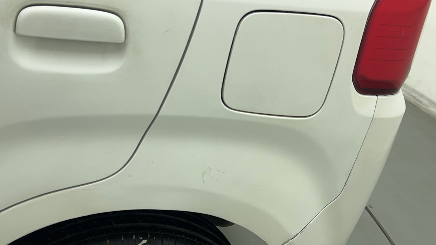 Used 2023 Maruti Suzuki Wagon R VXI 1.0 AGS Petrol Automatic dents MINOR SCRATCH