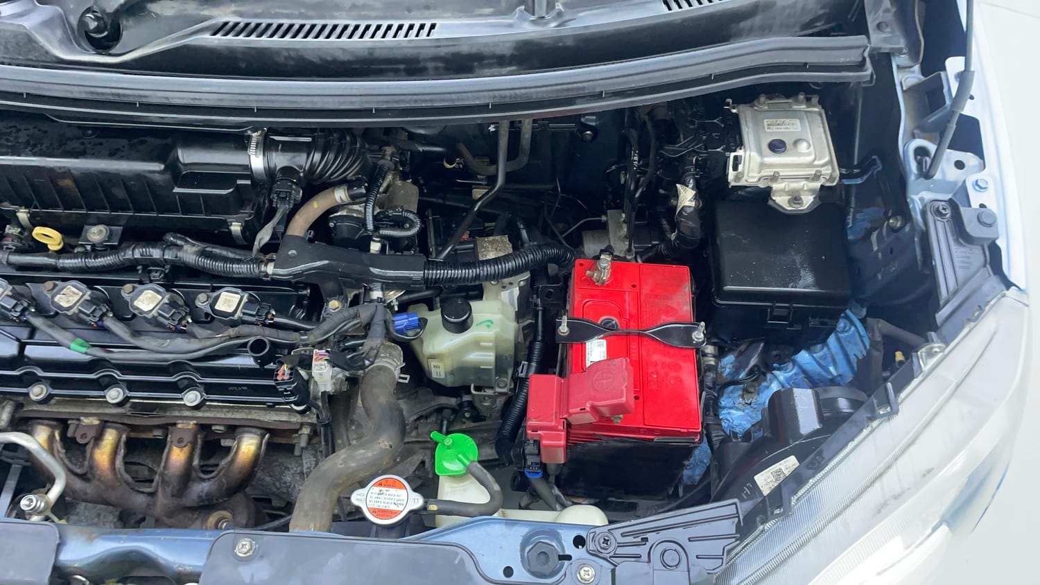 Used 2019 Maruti Suzuki Wagon R ZXi 1.2 AMT Petrol Automatic engine ENGINE LEFT SIDE VIEW