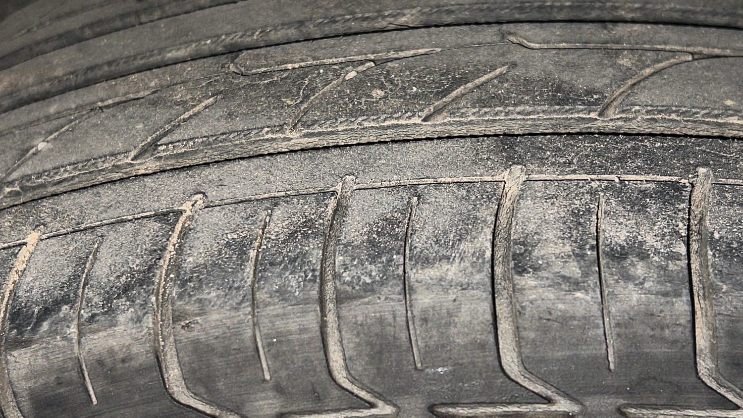Used 2022 Skoda Rapid Style Petrol Manual tyres LEFT REAR TYRE TREAD VIEW