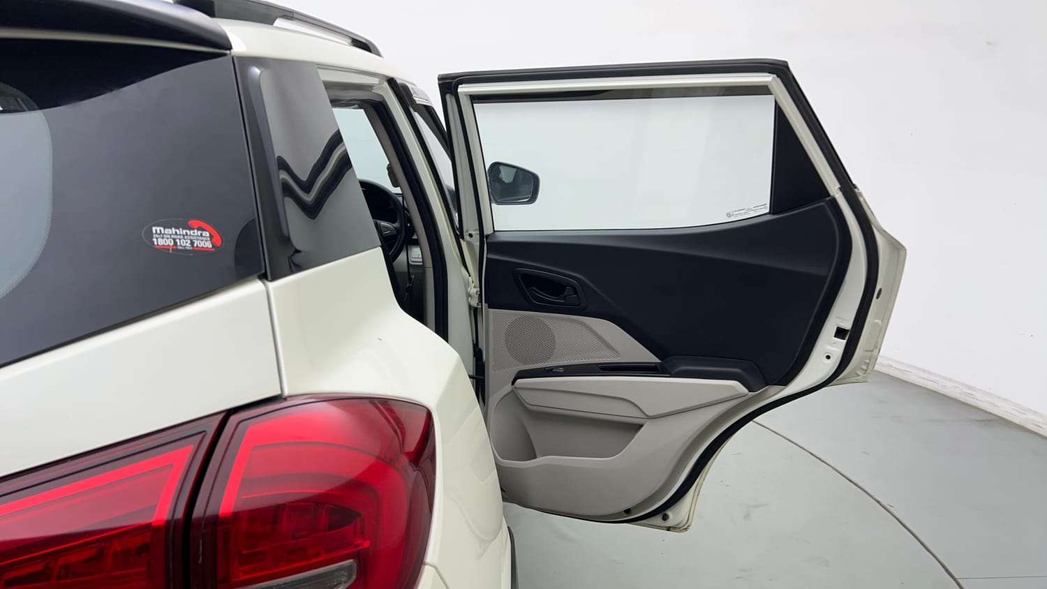 Used 2023 Mahindra XUV 300 W6 1.5 Diesel Diesel Manual interior RIGHT REAR DOOR OPEN VIEW