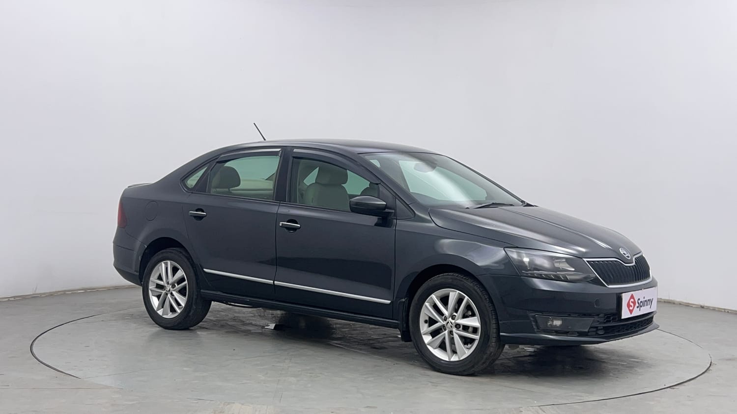 Used 2022 Skoda Rapid Style Petrol Manual exterior RIGHT FRONT CORNER VIEW