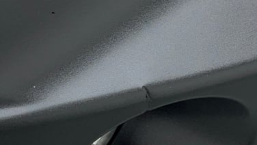 minor_scratch_0