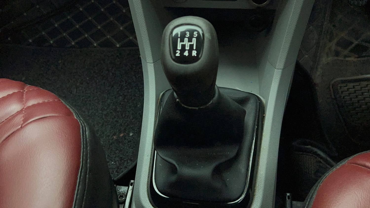 Used 2021 Tata Tiago XZ Plus Petrol Manual interior GEAR  KNOB VIEW