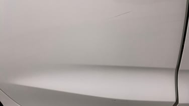 minor_scratch_0