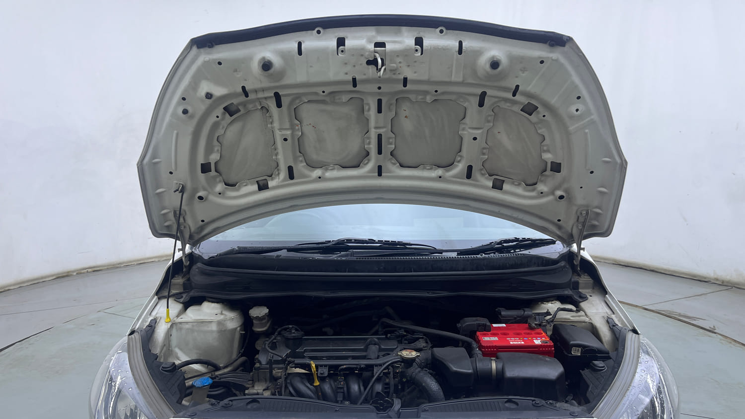Used 2012 Hyundai i20 Sportz 1.2 Petrol Manual engine ENGINE & BONNET OPEN FRONT VIEW