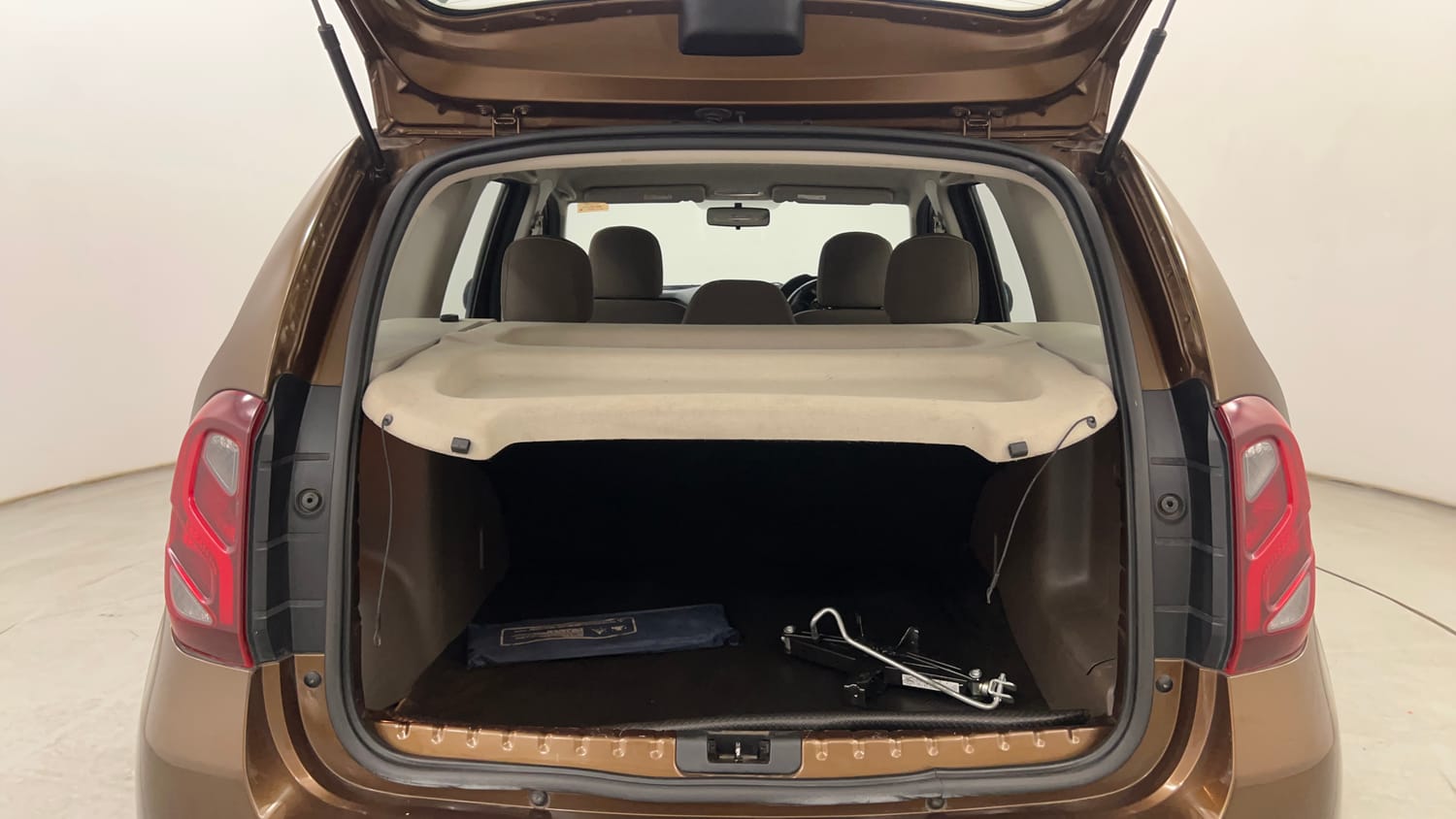 Used 2017 Renault Duster 110 PS RXZ 4X2 MT Diesel Diesel Manual interior DICKY INSIDE VIEW
