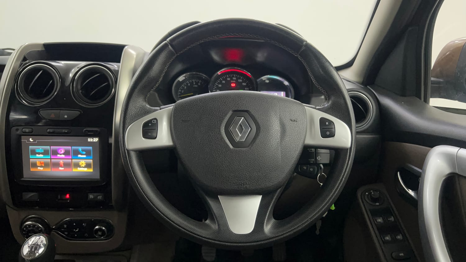Used 2017 Renault Duster 110 PS RXZ 4X2 MT Diesel Diesel Manual interior STEERING VIEW