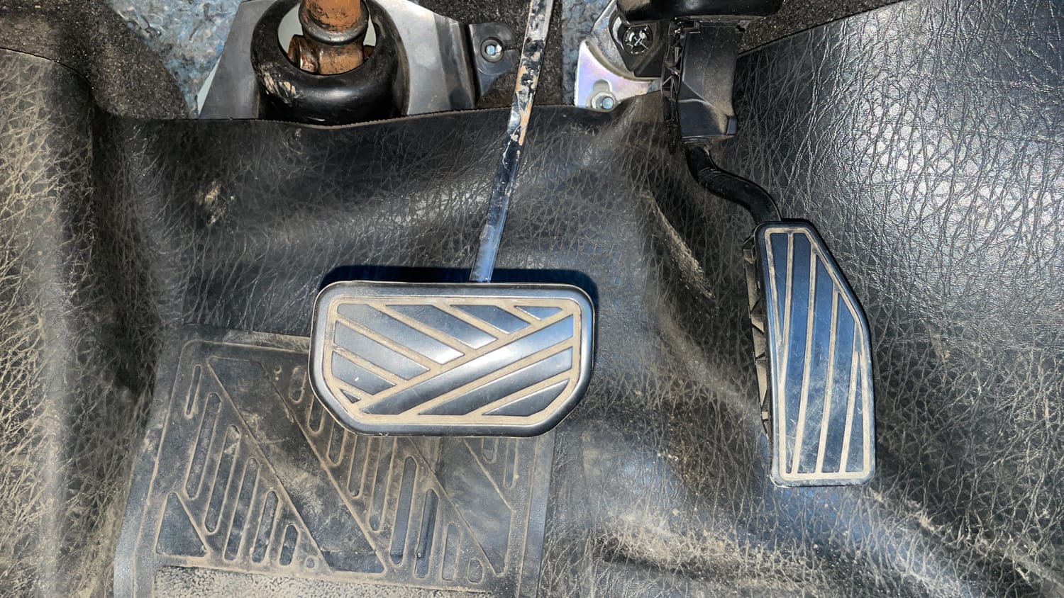 Used 2019 Maruti Suzuki Wagon R ZXi 1.2 AMT Petrol Automatic interior PEDALS VIEW