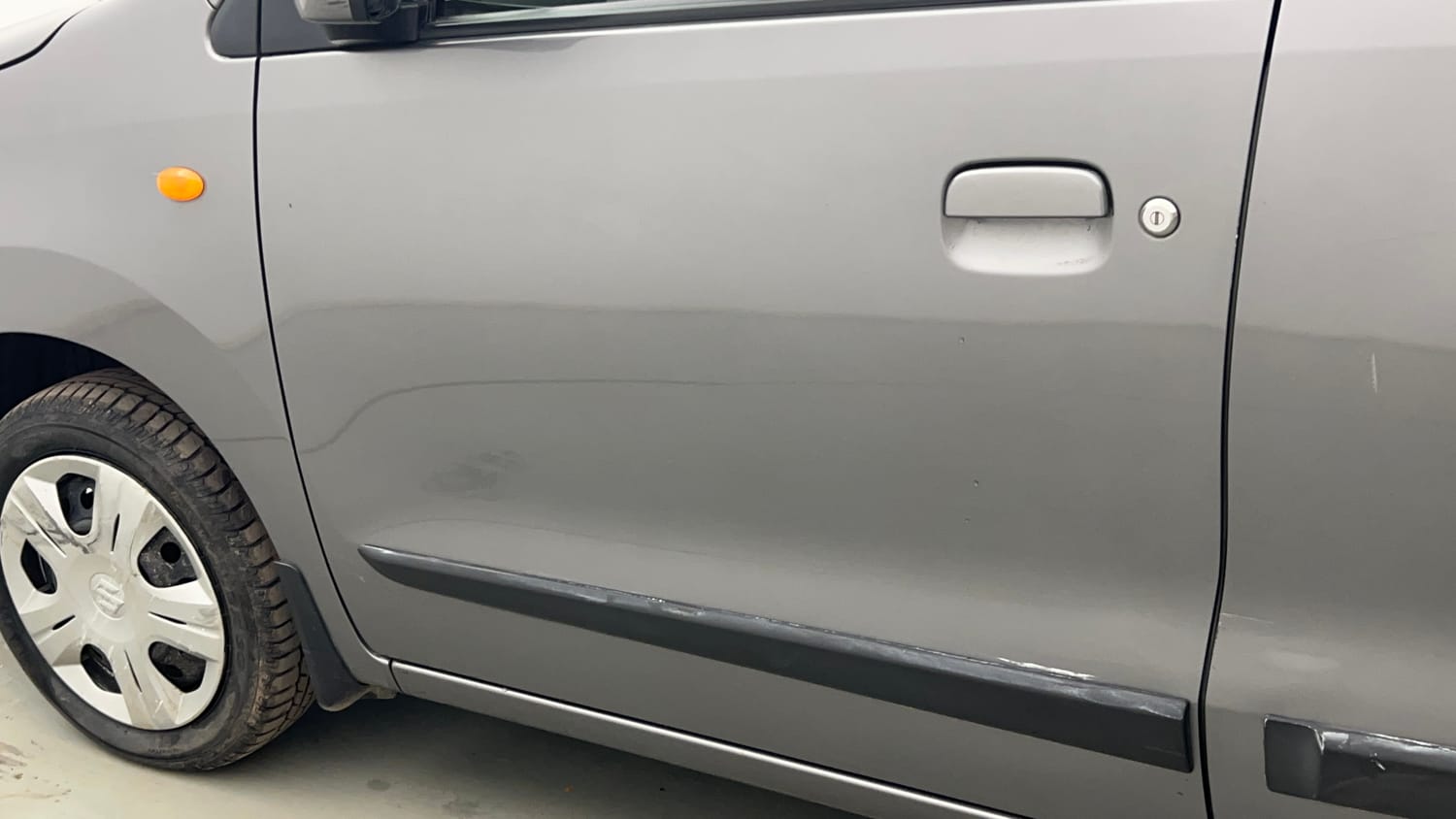 Used 2012 Maruti Suzuki Wagon R 1.0 VXi Petrol Manual dents MINOR SCRATCH