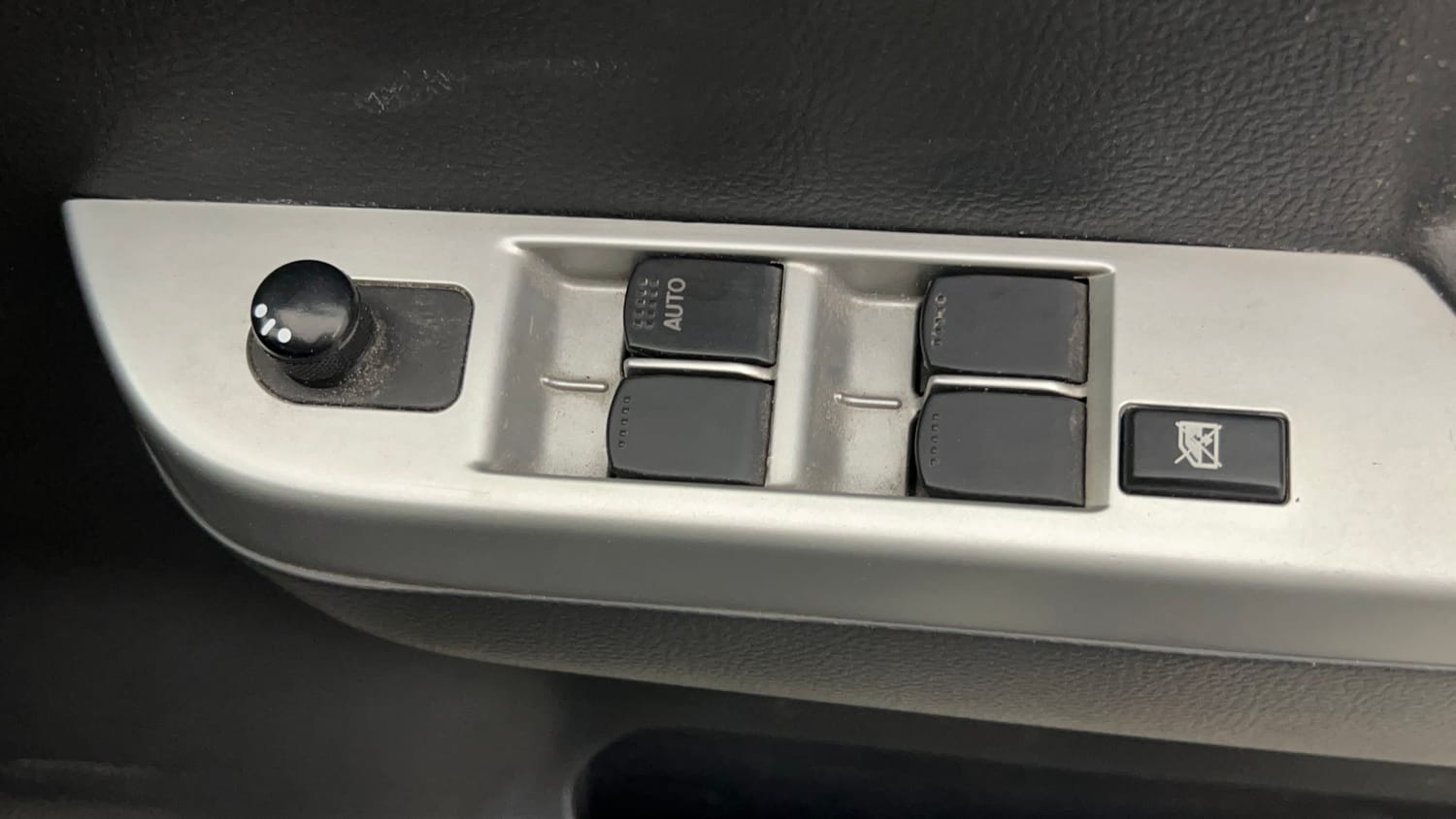Used 2012 Maruti Suzuki Wagon R 1.0 VXi Petrol Manual top_features Adjustable ORVM