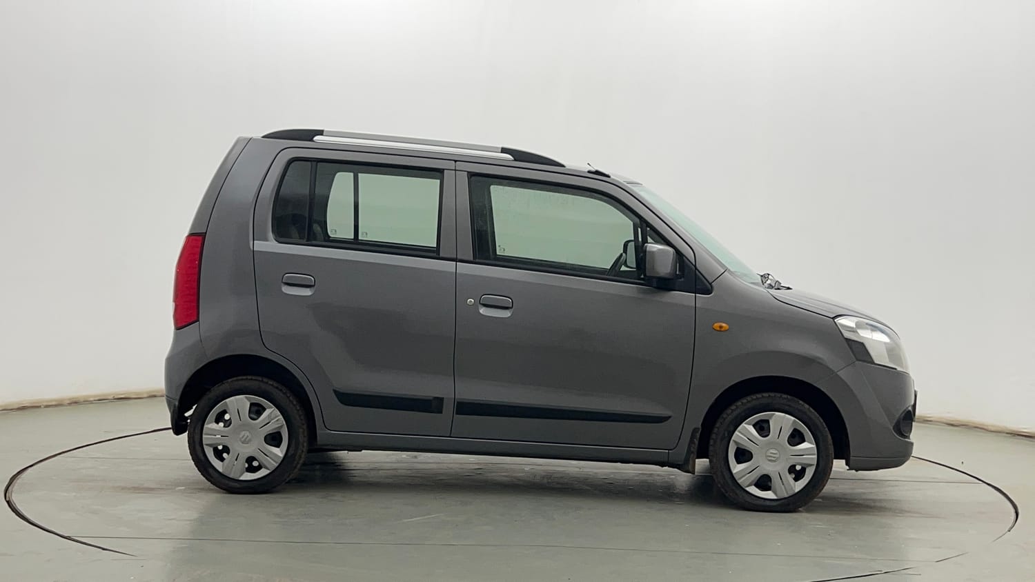 Used 2012 Maruti Suzuki Wagon R 1.0 VXi Petrol Manual exterior RIGHT SIDE VIEW