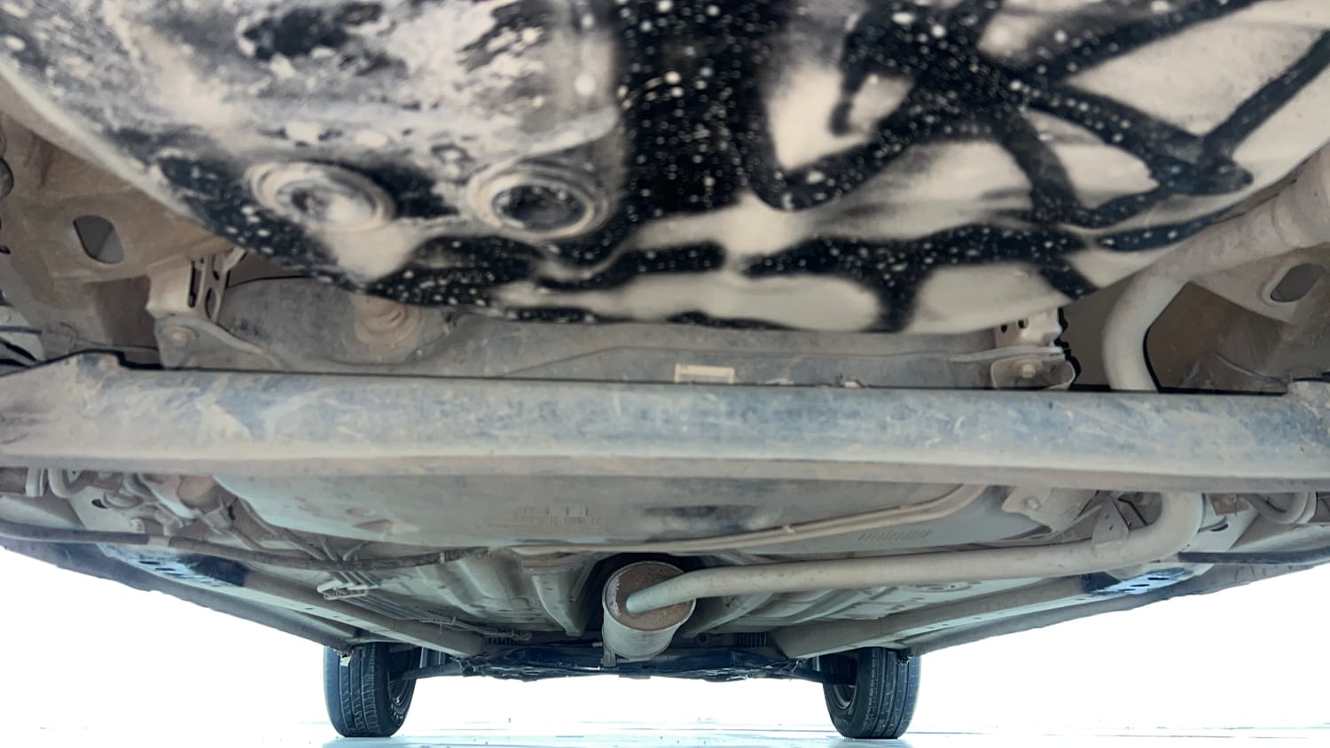 Used 2023 Maruti Suzuki Wagon R VXI 1.0 AGS Petrol Automatic extra REAR UNDERBODY VIEW (TAKEN FROM REAR)