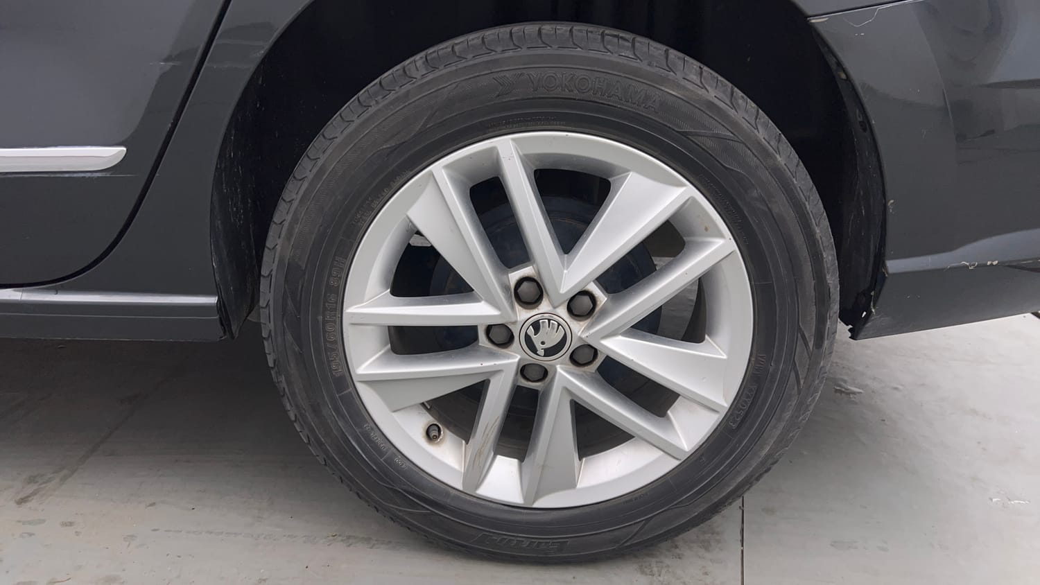 Used 2022 Skoda Rapid Style Petrol Manual tyres LEFT REAR TYRE RIM VIEW
