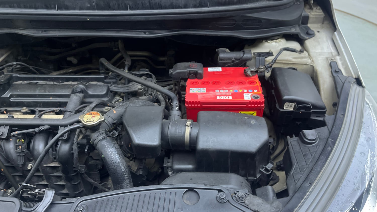 Used 2012 Hyundai i20 Sportz 1.2 Petrol Manual engine ENGINE LEFT SIDE VIEW