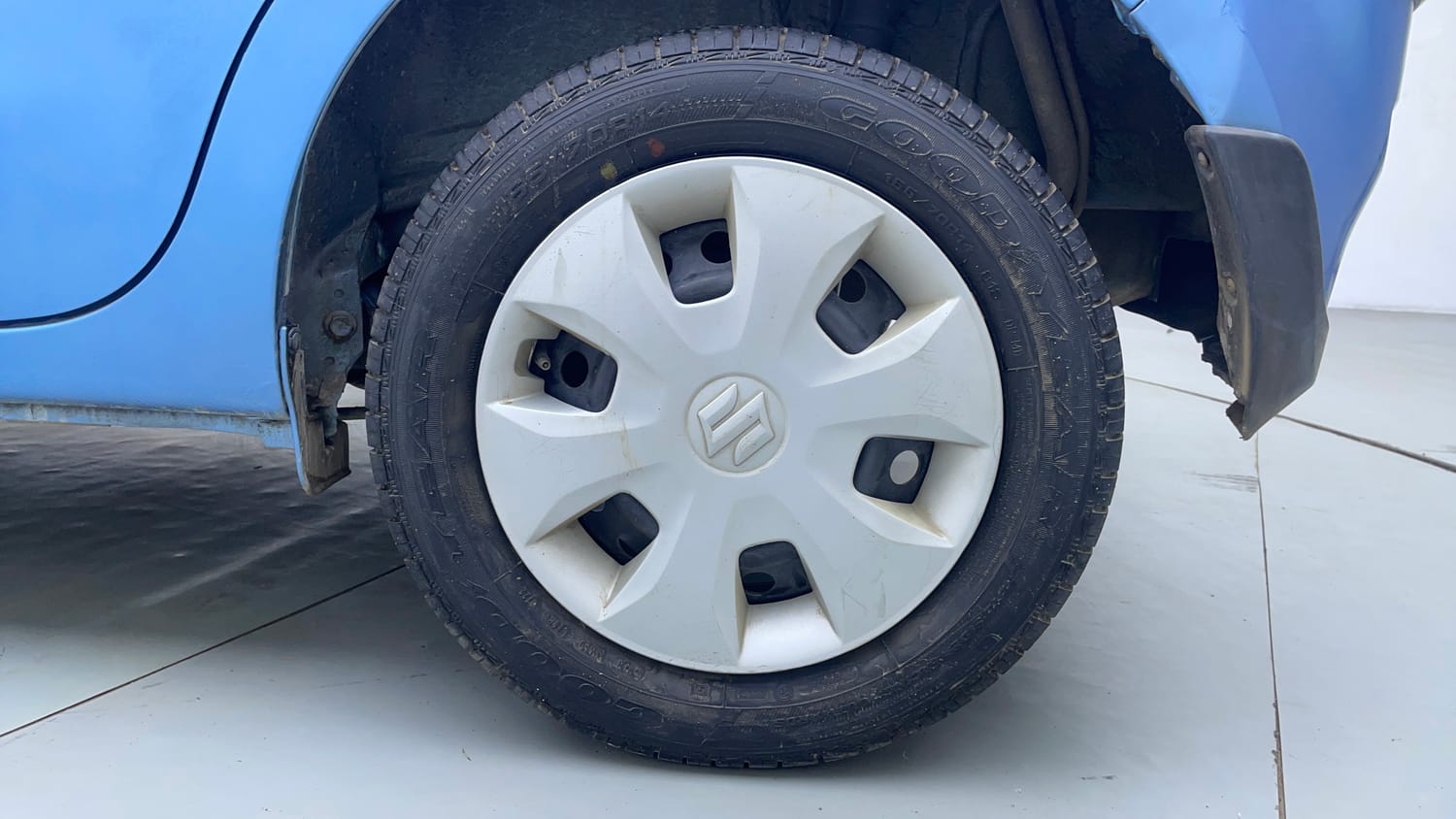 Used 2019 Maruti Suzuki Wagon R ZXi 1.2 AMT Petrol Automatic tyres LEFT REAR TYRE RIM VIEW