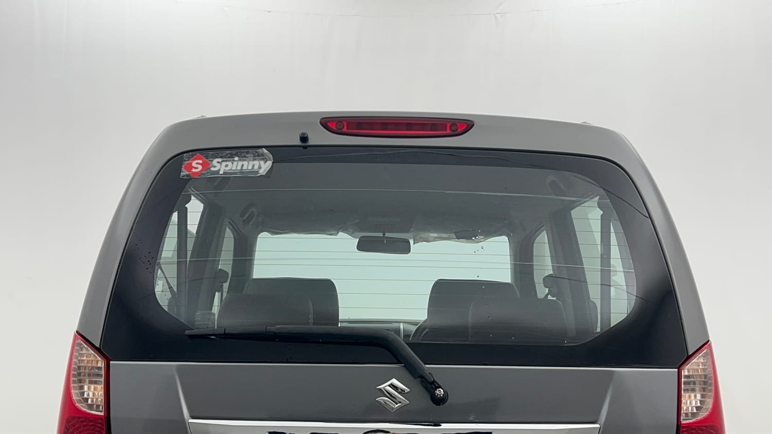Used 2012 Maruti Suzuki Wagon R 1.0 VXi Petrol Manual exterior BACK WINDSHIELD VIEW