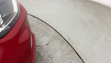 minor_scratch_0