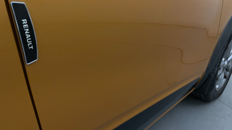 Used 2022 Renault Triber RXZ EASY-R AMT Dual Tone Petrol Automatic dents MINOR SCRATCH