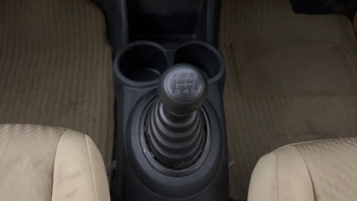 Used 2014 Honda Amaze 1.2 EX i-VTEC Petrol Manual interior GEAR  KNOB VIEW