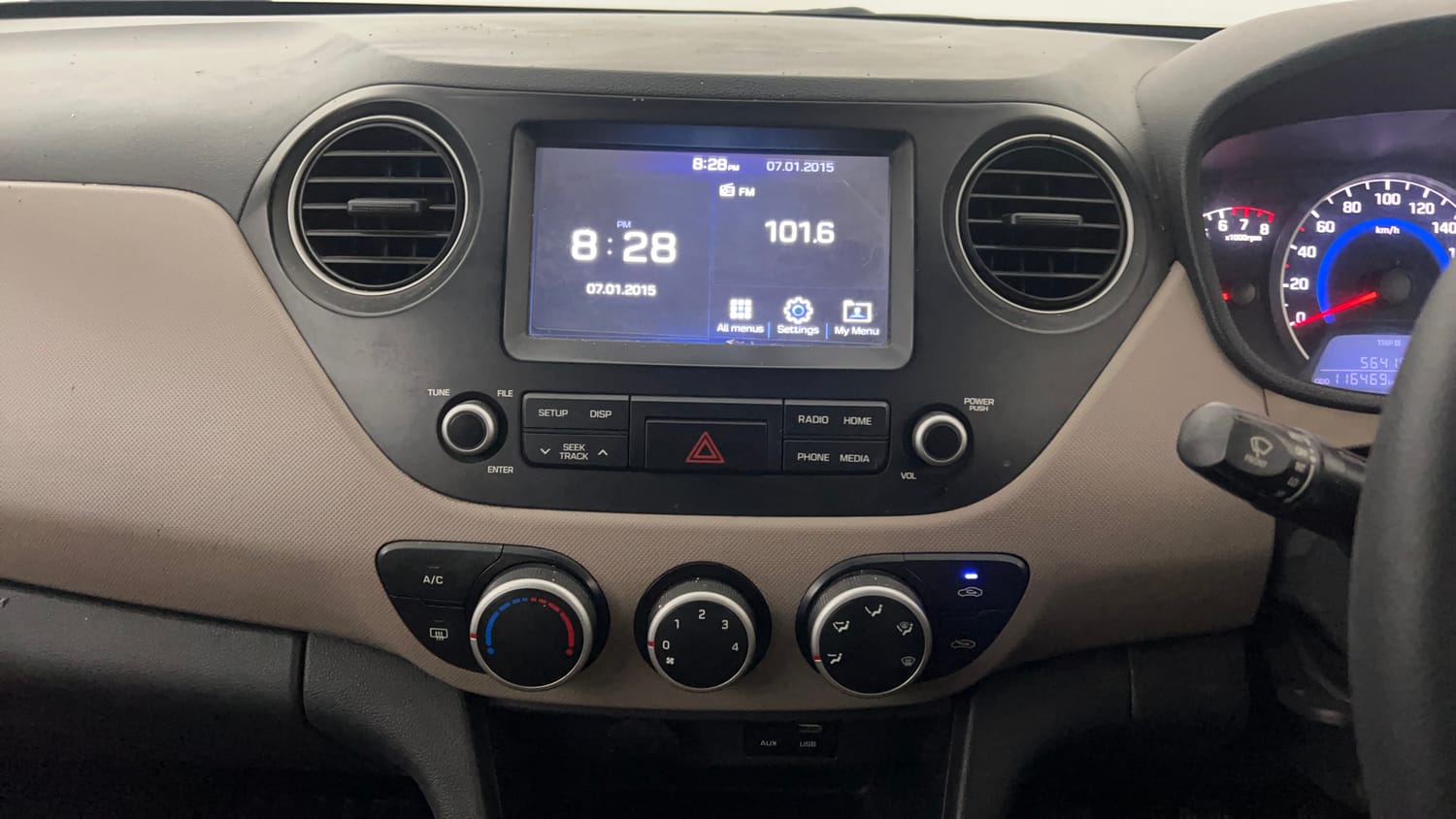 Used 2019 Hyundai Grand i10 Sportz 1.2 Kappa VTVT Petrol Manual interior MUSIC SYSTEM & AC CONTROL VIEW