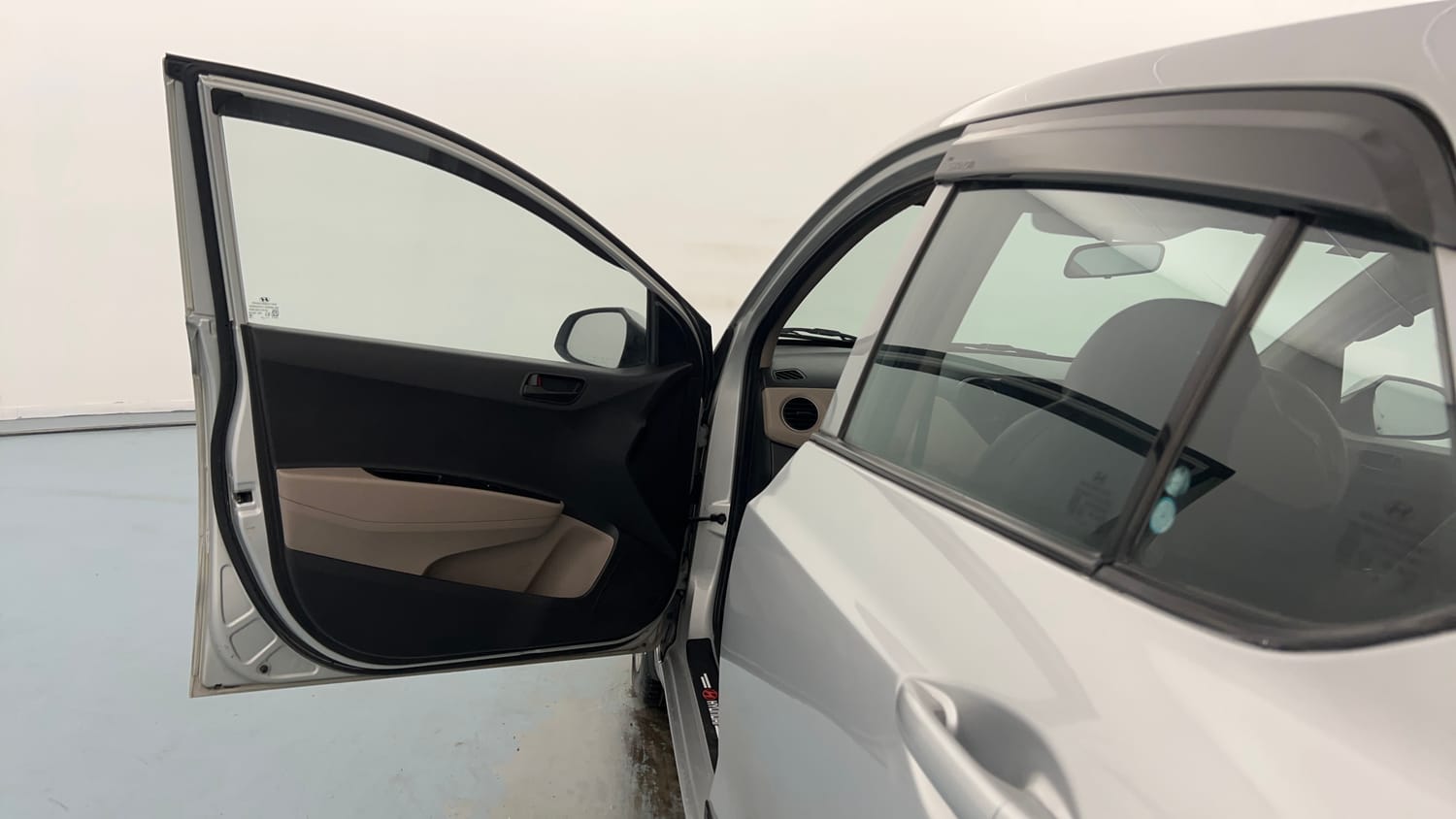 Used 2015 Hyundai Grand i10 Magna 1.2 Kappa VTVT Petrol Manual interior LEFT FRONT DOOR OPEN VIEW