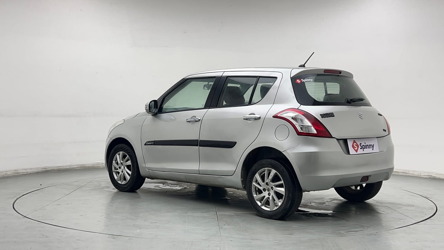 Used 2014 Maruti Suzuki Swift ZXi Petrol Manual exterior LEFT REAR CORNER VIEW