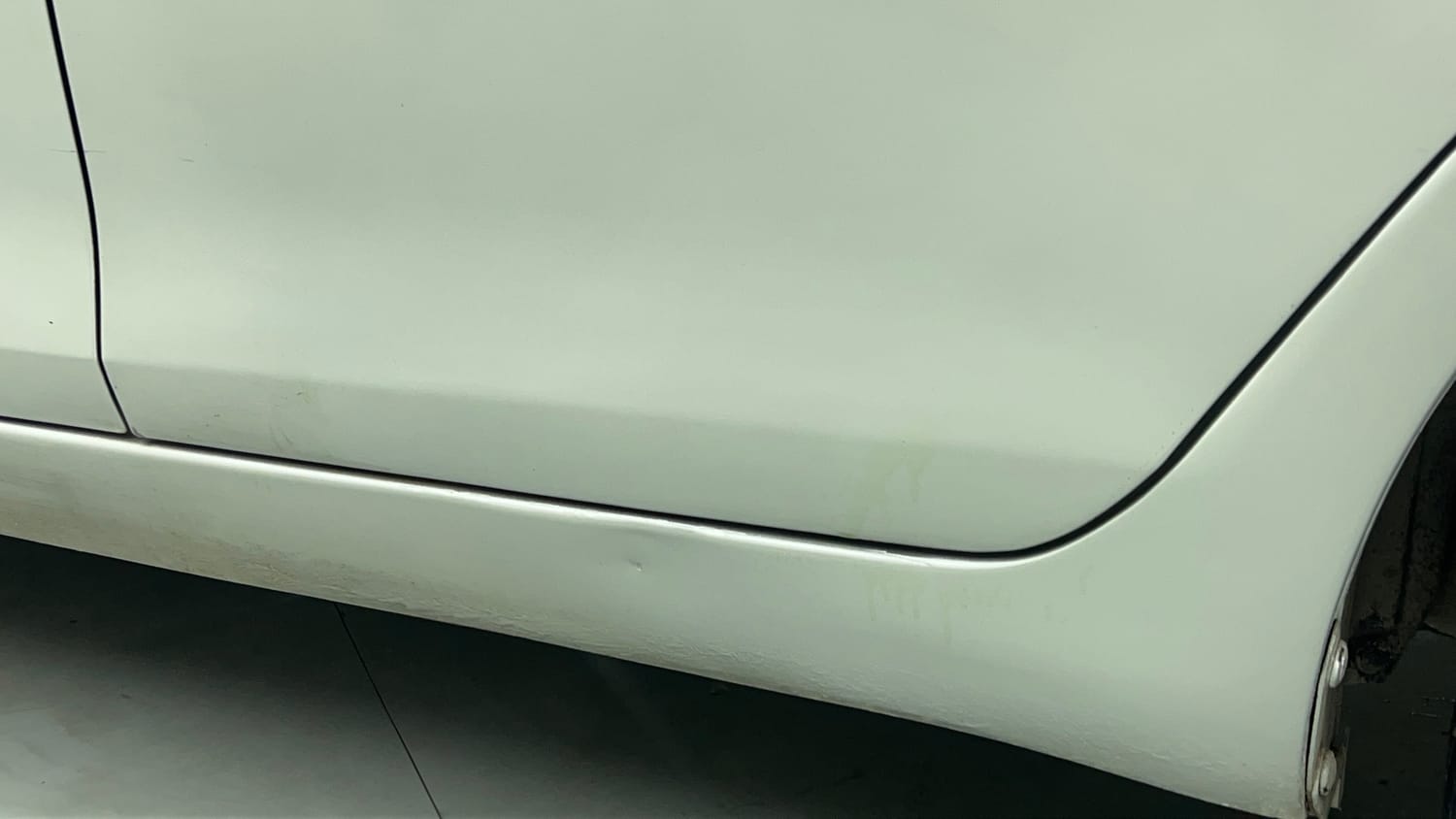 Used 2014 Maruti Suzuki Swift ZXi Petrol Manual dents MINOR DENT