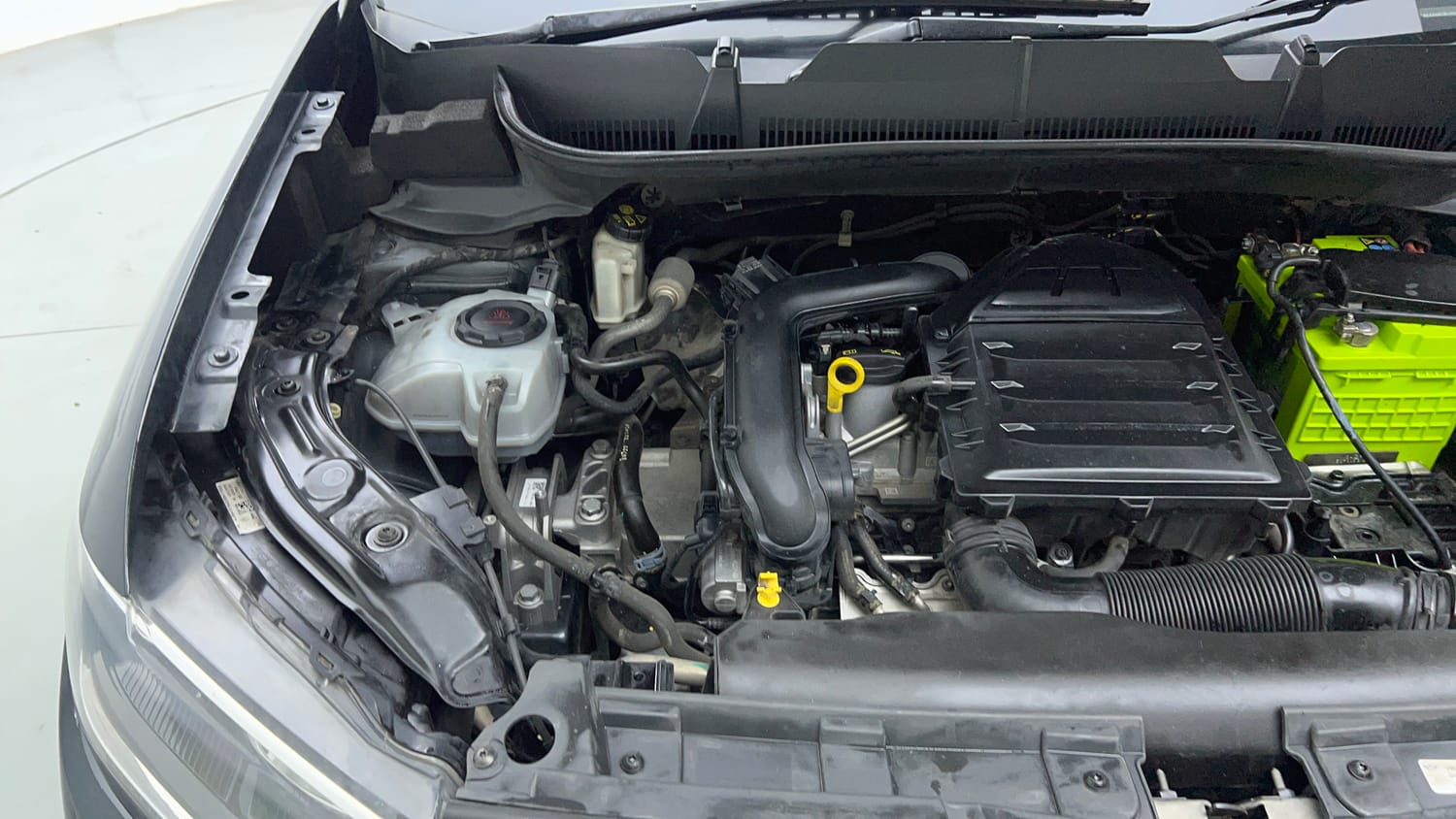 Used 2022 Volkswagen Taigun Highline 1.0 TSI MT Petrol Manual engine ENGINE RIGHT SIDE VIEW