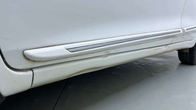 Used 2015 Honda Amaze 1.2 VX AT i-VTEC Petrol Automatic dents MINOR SCRATCH