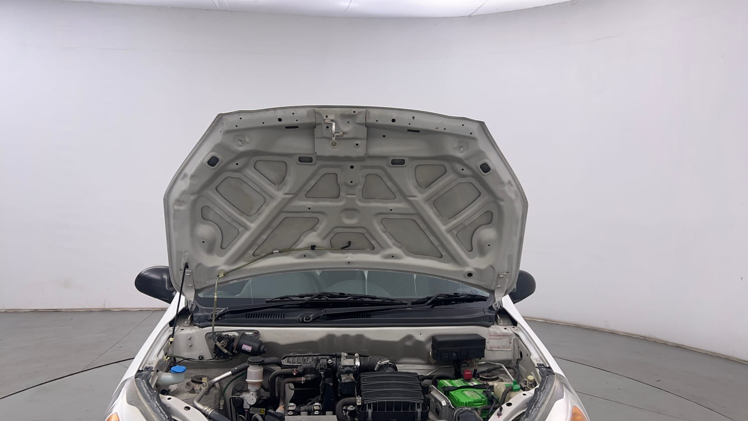 Used 2017 Maruti Suzuki Alto 800 LXi Petrol Manual engine ENGINE & BONNET OPEN FRONT VIEW