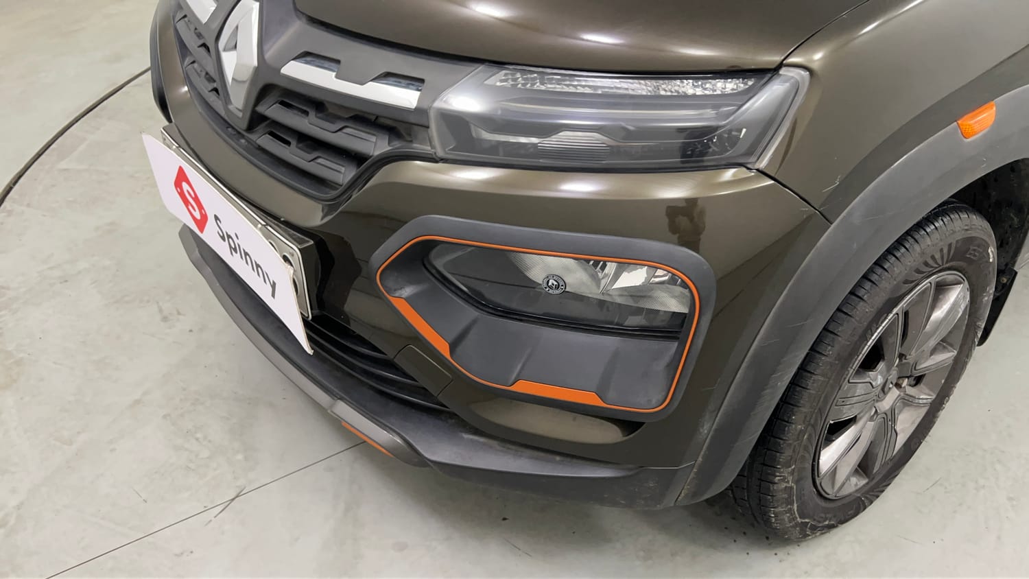 Used 2021 Renault Kwid CLIMBER 1.0 (O) Petrol Manual dents MINOR SCRATCH