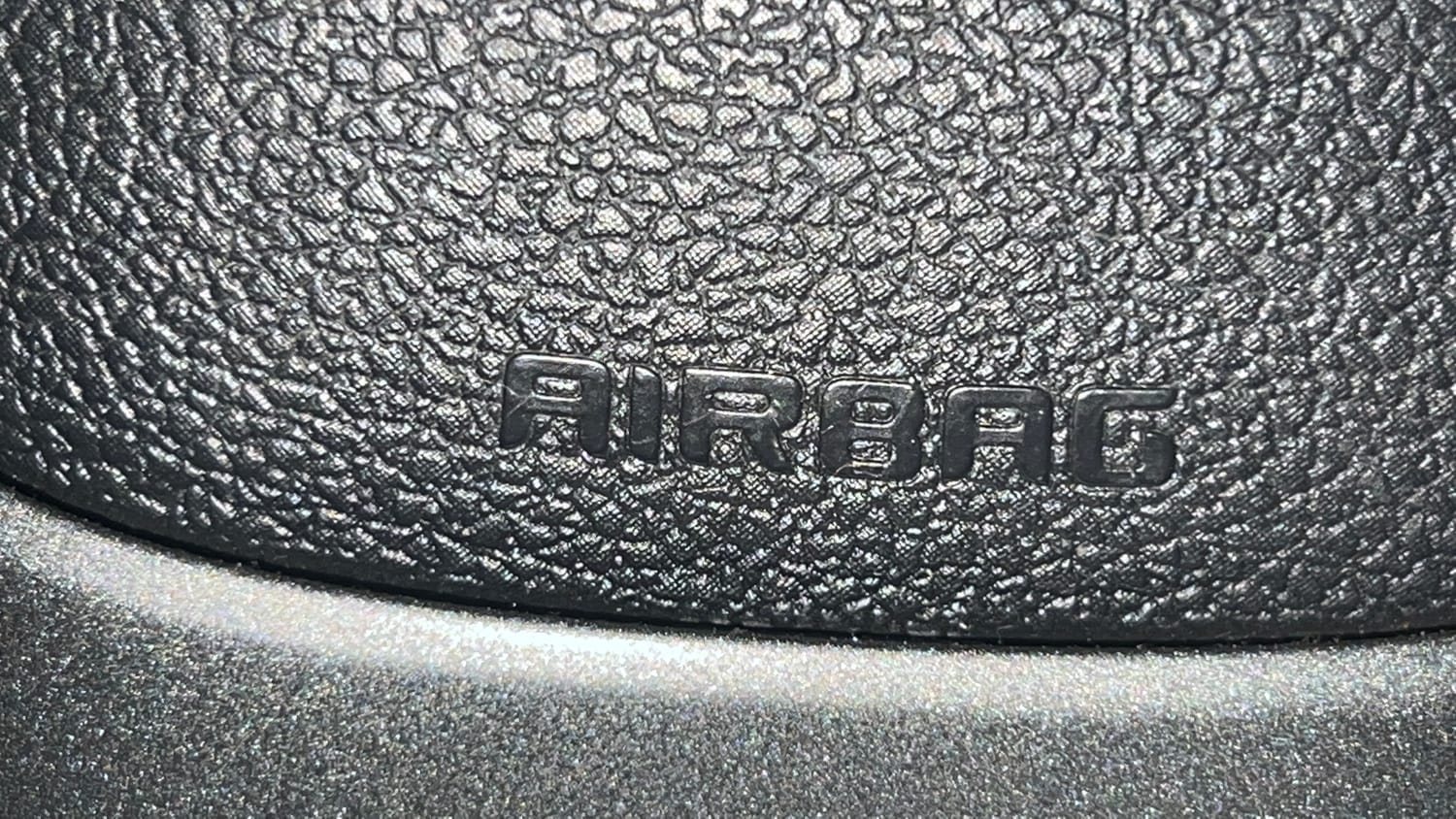 Used 2023 Tata Punch Accomplished AMT Petrol Automatic top_features Airbags