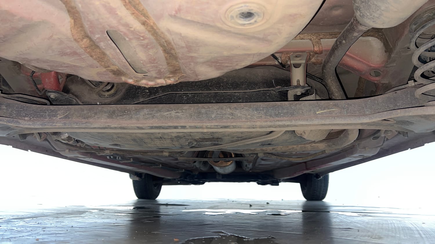 Used 2018 Maruti Suzuki Swift VXi Petrol Manual extra REAR UNDERBODY VIEW (TAKEN FROM REAR)