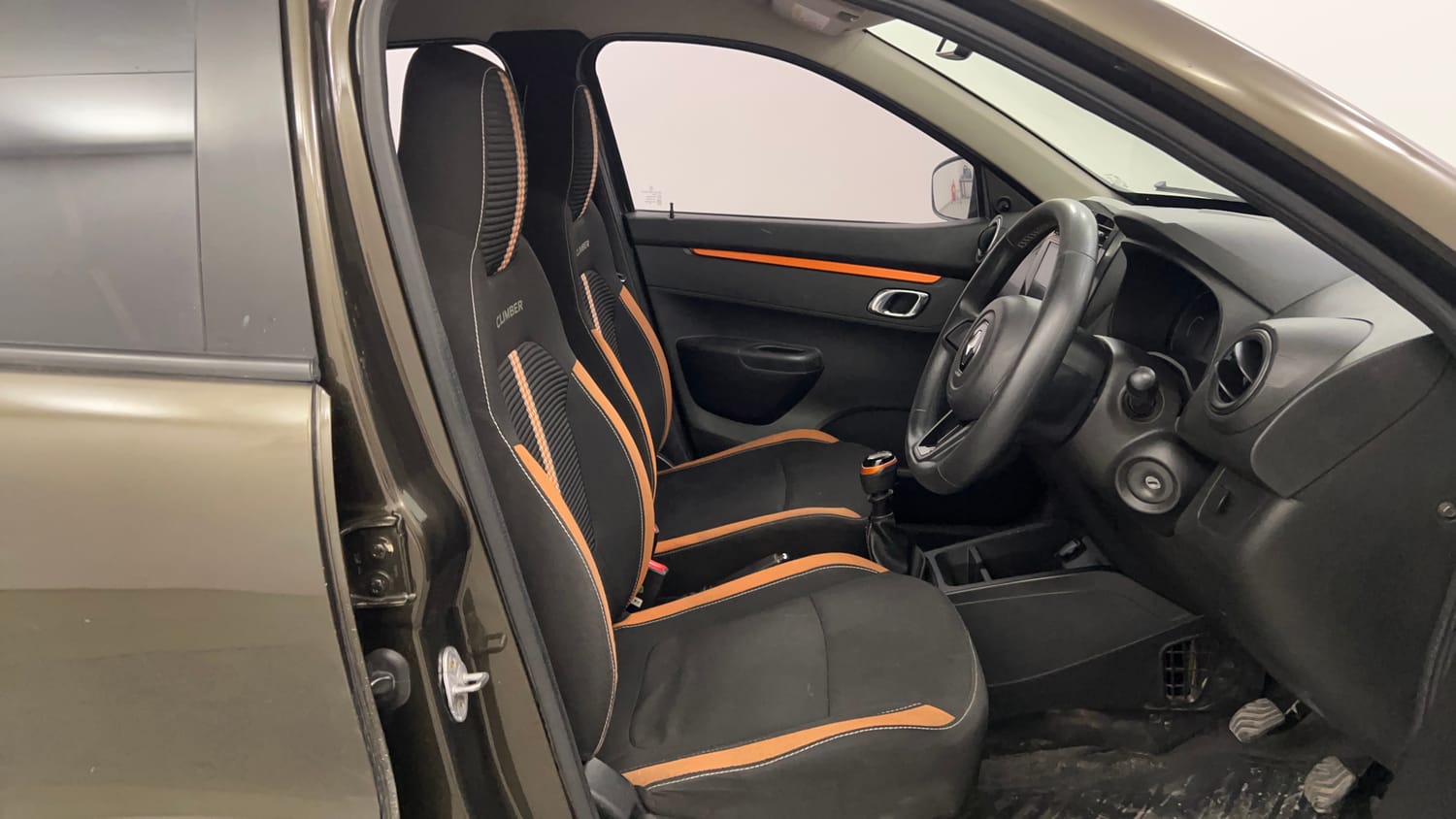 Used 2021 Renault Kwid CLIMBER 1.0 (O) Petrol Manual interior RIGHT SIDE FRONT DOOR CABIN VIEW