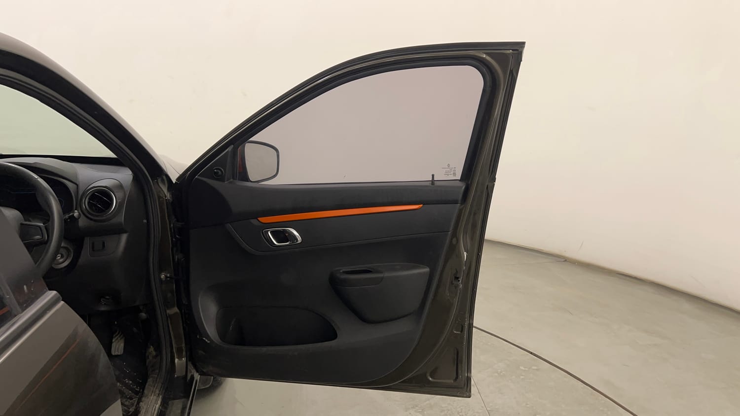 Used 2021 Renault Kwid CLIMBER 1.0 (O) Petrol Manual interior RIGHT FRONT DOOR OPEN VIEW