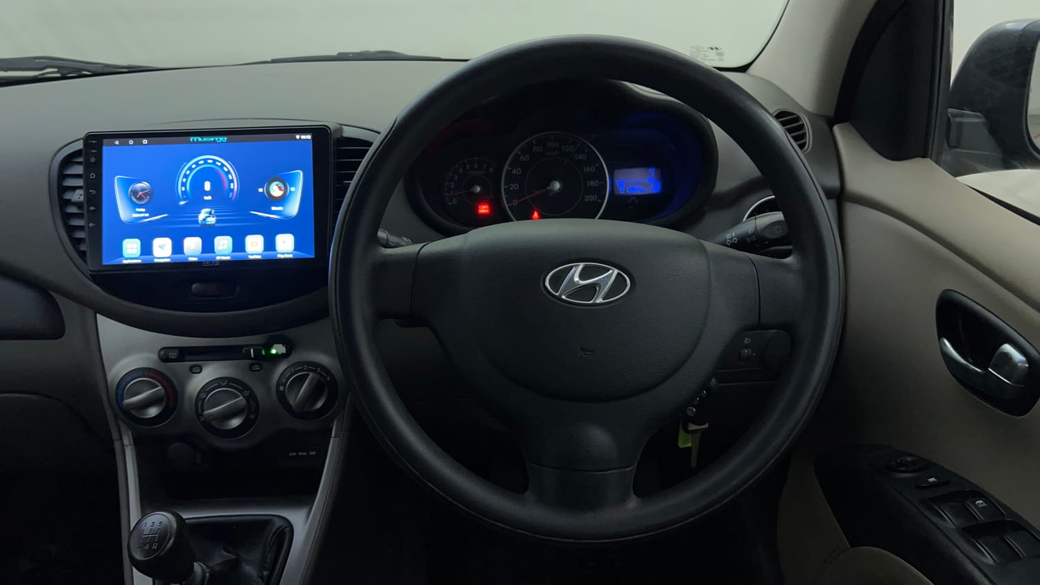Used 2013 Hyundai i10 Sportz 1.2 Kappa2 Petrol Manual interior STEERING VIEW
