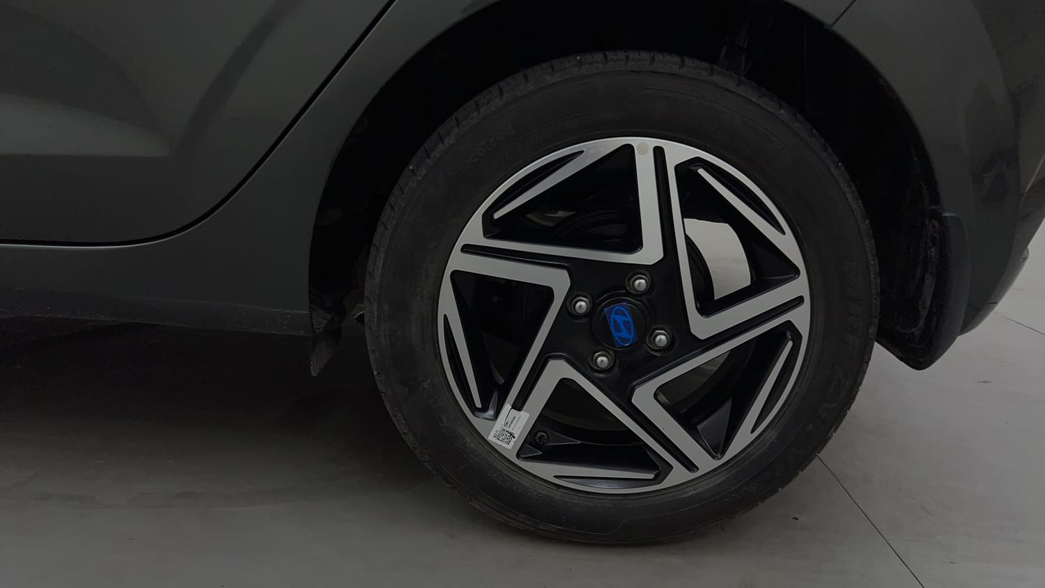 Used 2025 Hyundai Grand i10 Nios Asta 1.2 Kappa AMT Petrol Automatic tyres LEFT REAR TYRE RIM VIEW