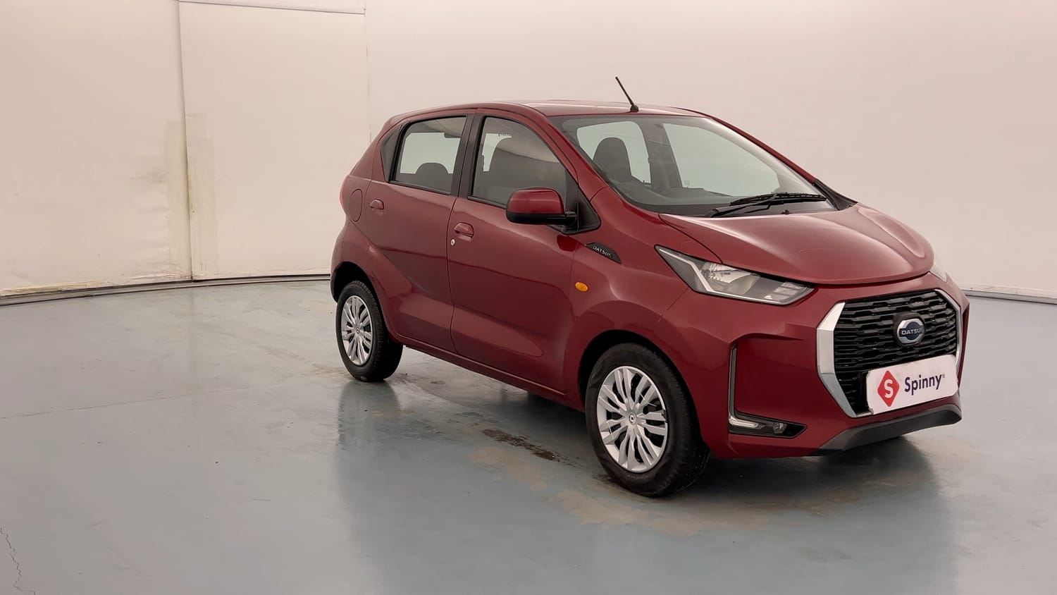 Used 2020 Datsun Redi-GO T(O) Petrol Manual exterior RIGHT FRONT CORNER VIEW
