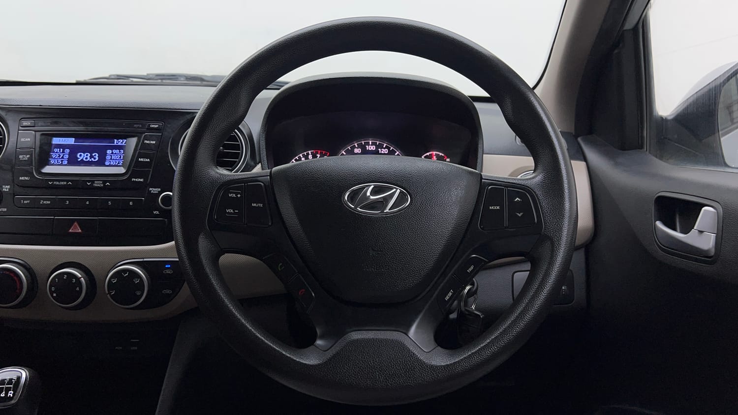 Used 2017 Hyundai Grand i10 Sportz 1.2 Kappa VTVT Petrol Manual interior STEERING VIEW