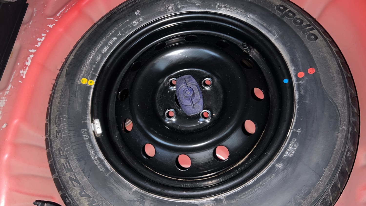 Used 2018 Maruti Suzuki Swift VXi Petrol Manual tyres SPARE TYRE VIEW