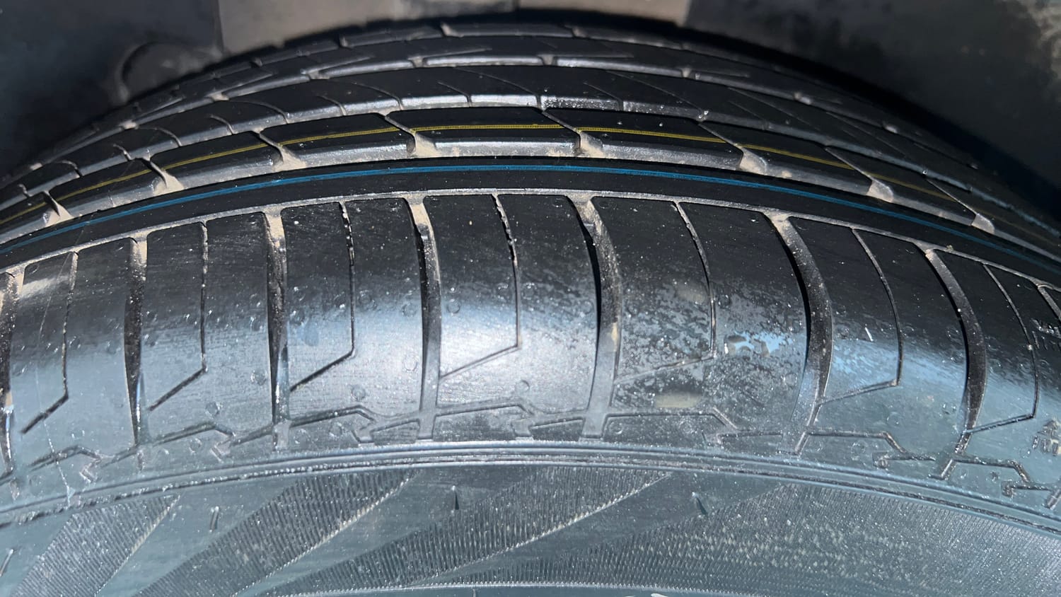 Used 2022 kia Seltos HTX 1.5 IVT Petrol Automatic tyres RIGHT REAR TYRE TREAD VIEW
