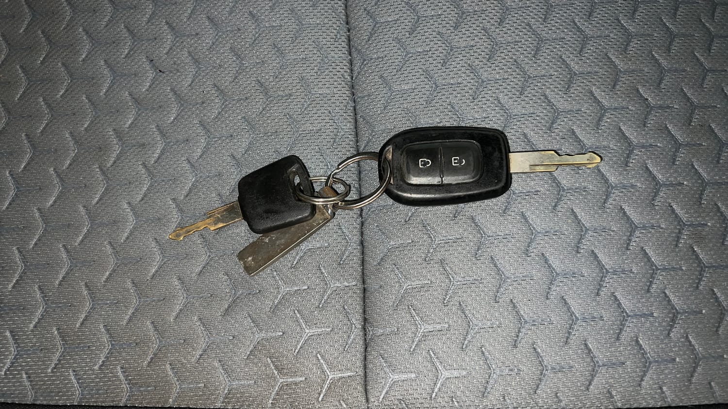 Used 2020 Datsun Redi-GO T(O) Petrol Manual extra CAR KEY VIEW