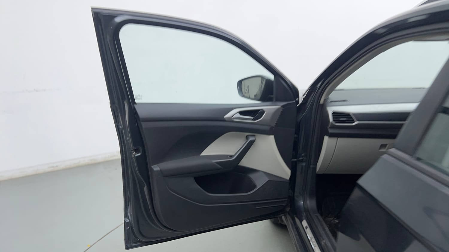 Used 2022 Volkswagen Taigun Highline 1.0 TSI MT Petrol Manual interior LEFT FRONT DOOR OPEN VIEW