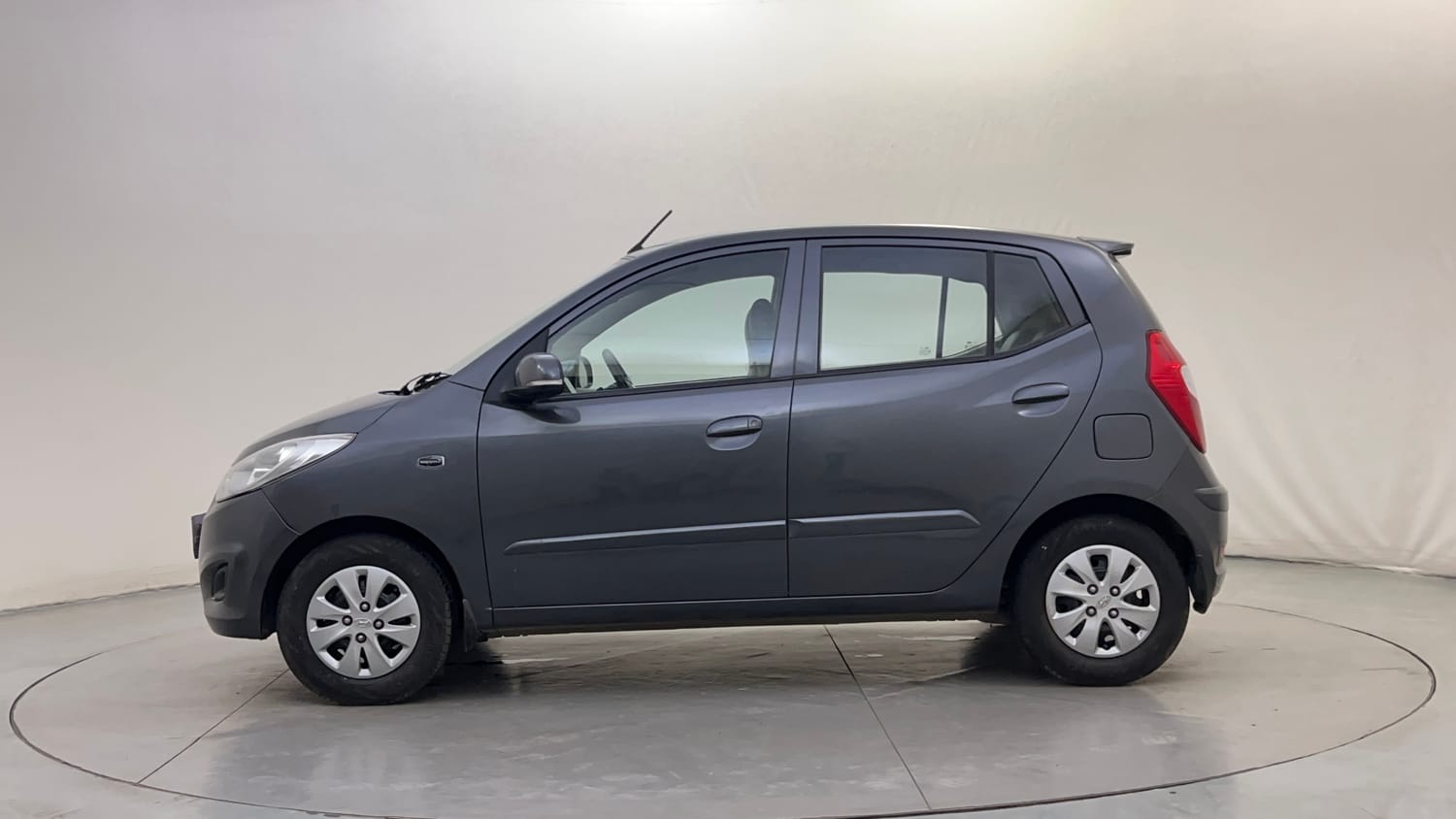 Used 2013 Hyundai i10 Sportz 1.2 Kappa2 Petrol Manual exterior LEFT SIDE VIEW