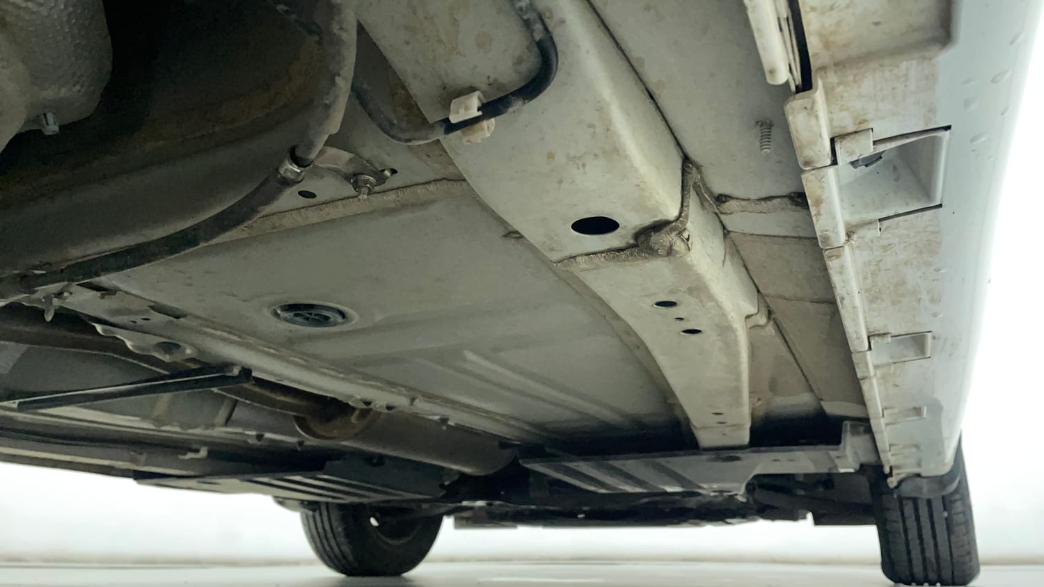 Used 2024 Maruti Suzuki Baleno Delta AGS Petrol Automatic extra REAR RIGHT UNDERBODY VIEW