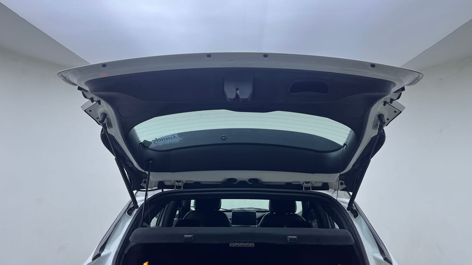 Used 2022 Jeep Compass Model S (O) Diesel 4x4 AT Diesel Automatic interior DICKY DOOR OPEN VIEW