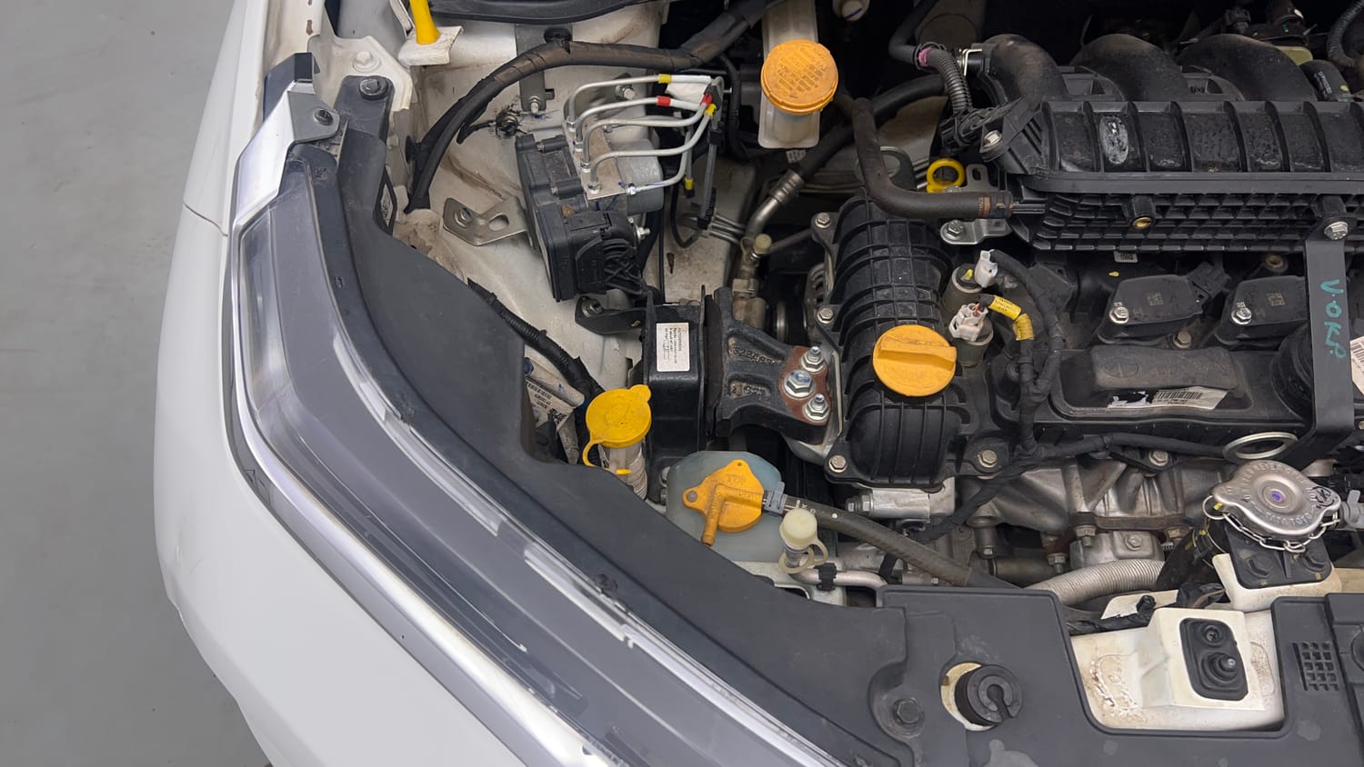 Used 2023 Tata Punch Accomplished AMT Petrol Automatic engine ENGINE RIGHT SIDE VIEW