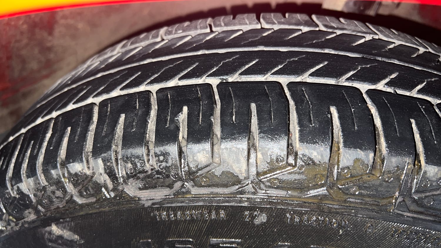 Used 2018 Maruti Suzuki Swift VXi Petrol Manual tyres RIGHT FRONT TYRE TREAD VIEW