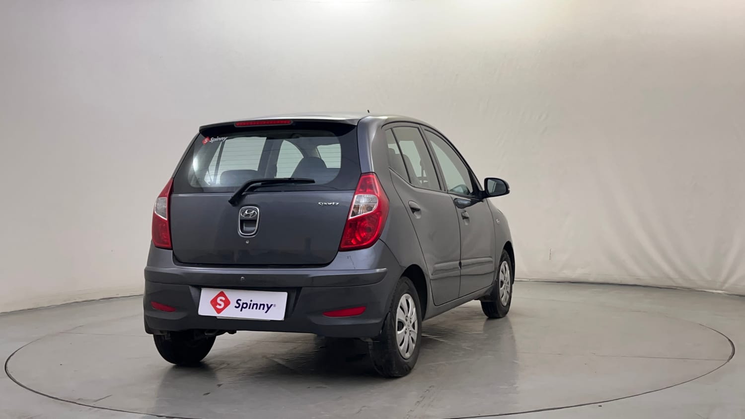 Used 2013 Hyundai i10 Sportz 1.2 Kappa2 Petrol Manual exterior RIGHT REAR CORNER VIEW
